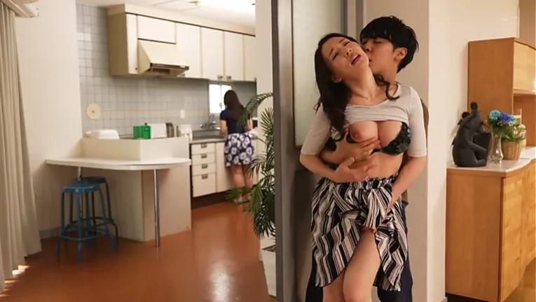 reiya sex Tư thế chơi độc lạ làm em phê quá