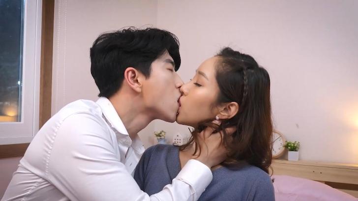 phim sex hậu môn nhật bản,phim sex chloe surreal,sex santasugar2k Anh chàng bắt cá nhiều tay và cái kết khi cả 3 cô nàng cùng gặp mặt nhau